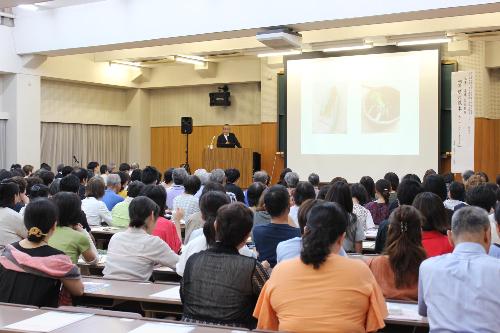 【甲子園短期大学】土井善晴客員教授の特別授業を開催しました。