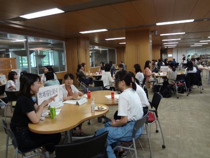 【武庫川女子大学】文学部 心理・社会福祉学科社会福祉コースの在学生・卒業生のつどいが開催されました。