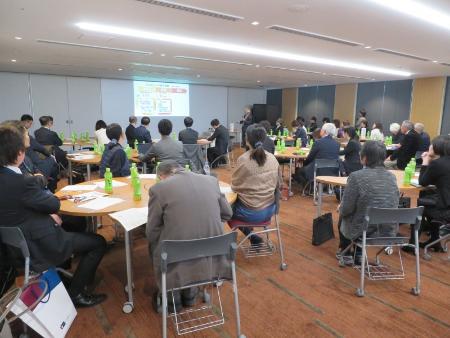 【武庫川女子大学】「第4回地域連携協議会」が開催され、本学教員12人が地域連携活動を報告しました。