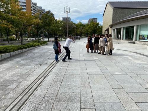 『阪神KANお散歩マップ』を体感する学生たち3