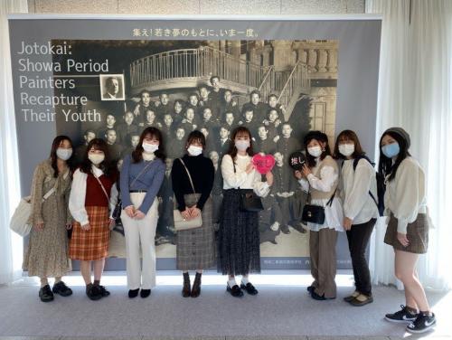 「阪神間モダニズム」について情報を発信している学生たち