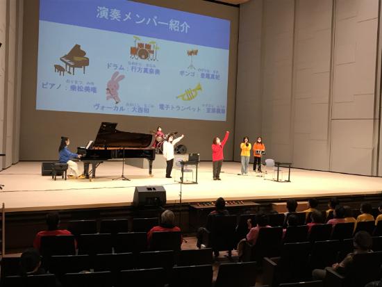 【武庫川女子大学】音楽学部応用音楽学科の「音楽活用実習」受講学生が音楽イベントを企画・開催しました。