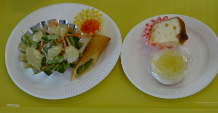 【武庫川女子大学】食創造科学科の学生たちが高知県の特産品を使ったレシピを考案し、神戸市中央卸売市場で発表しました。