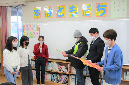 【関西学院大学】地元小学生が教育学部生を招き感謝の会 21年以上続く通学ボランティアに
